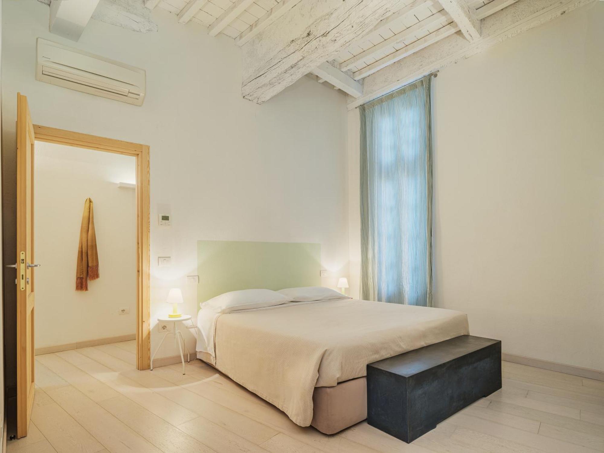 Residenza Degli Artisti Apartments Лукка Экстерьер фото